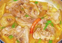 Cách làm món gà kho nghệ vàng ươm hấp dẫn